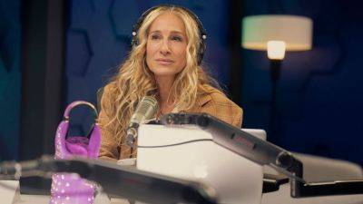 Sarah Jessica-Parker - Cynthia Nixon - Sarah Jessica Parker - 'And Just Like That' Season 2, Episode 3 Recap: Big Grief, Fake COVID and One Character's Suicidal Threat - etonline.com - New York - Australia - state California - county York - Charlotte, county York