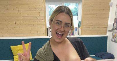 Ellie Warner - Gogglegbox's new mum Ellie Warner overcomes health problem as she's praised for candid breastfeeding snap - manchestereveningnews.co.uk