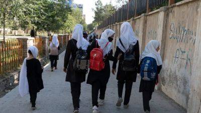 Official: Nearly 80 schoolgirls in Afghanistan poisoned, hospitalized - fox29.com - India - Afghanistan - city Kabul, Afghanistan
