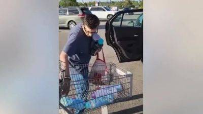 Snoop Dogg - Colorado supermarket employee fired after filming shoplifters on Father’s Day - fox29.com - state Colorado - county Arapahoe